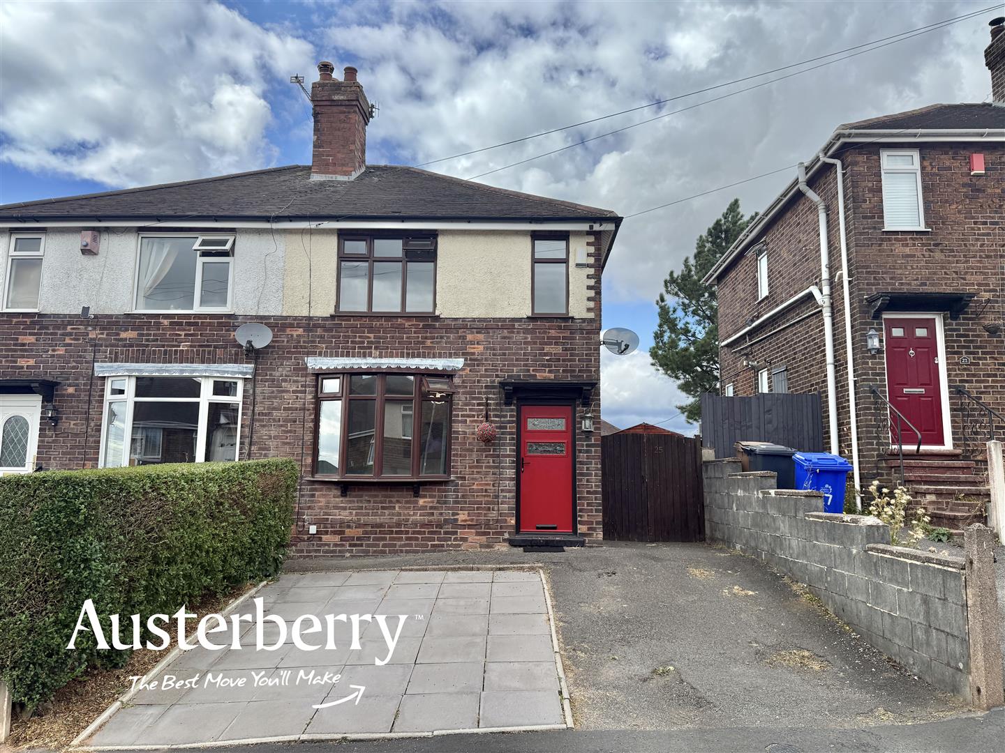 2 bed property in Oak Place, Stoke-On-Trent